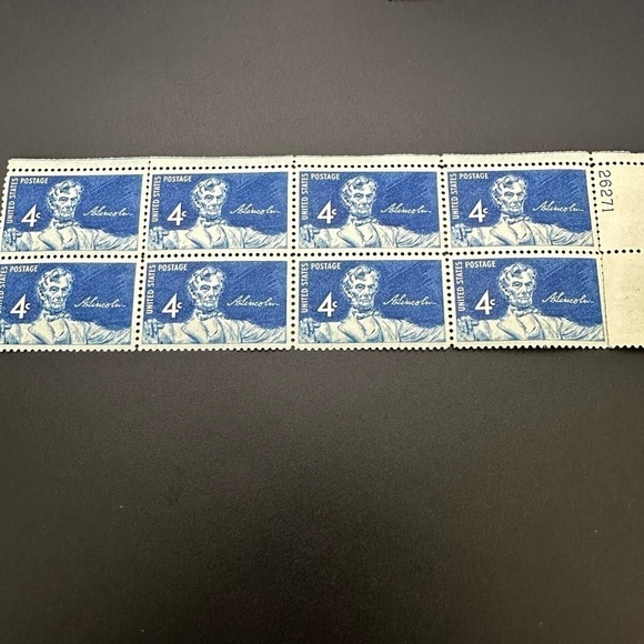 Vintage Postage Stamps Abraham Lincoln - Not used - Picture 7 of 11